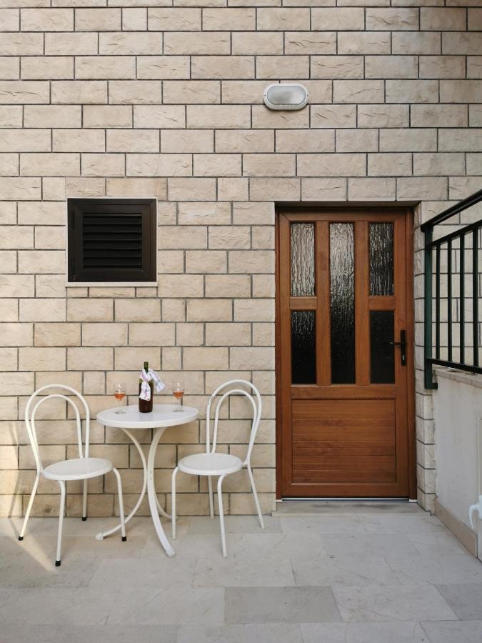 Uncle Apartment Makarska Eksteriør bilde
