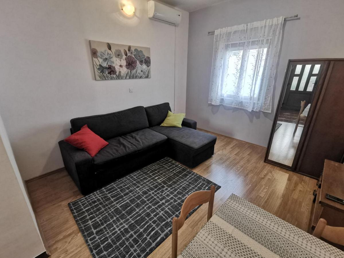 Uncle Apartment Makarska Eksteriør bilde