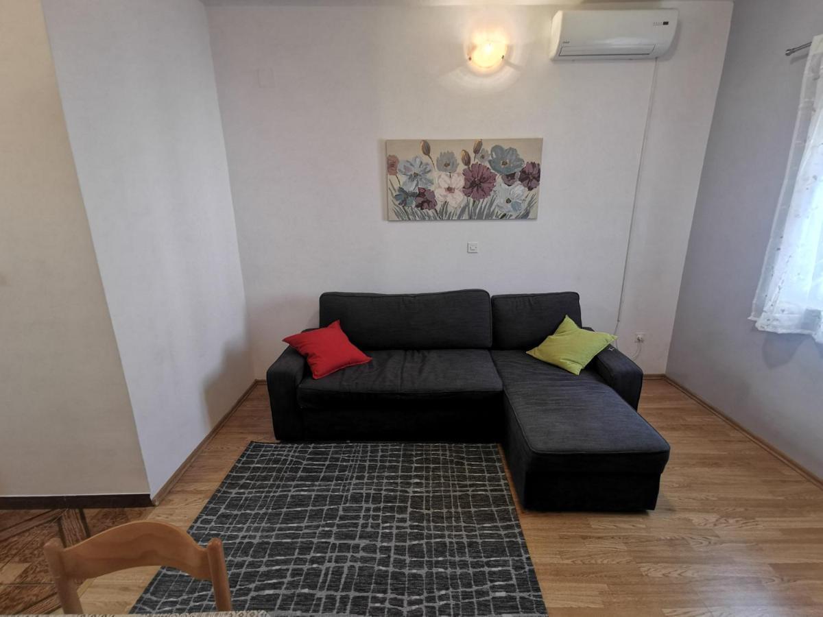 Uncle Apartment Makarska Eksteriør bilde